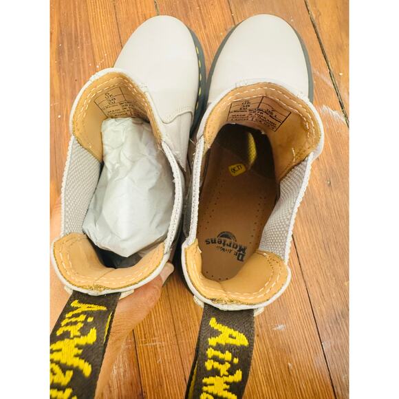 DR MARTENS Vintage Taupe 2976 Women’s Virginia Leather Chelsea Boots NEW sz 7 - Picture 6 of 8